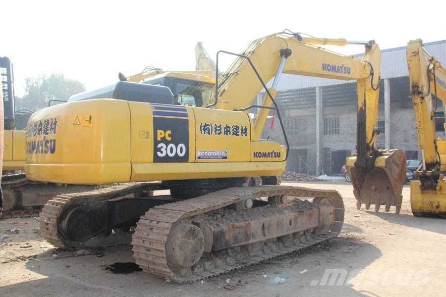Komatsu PC 300-7 대형 굴삭기 29톤 이상