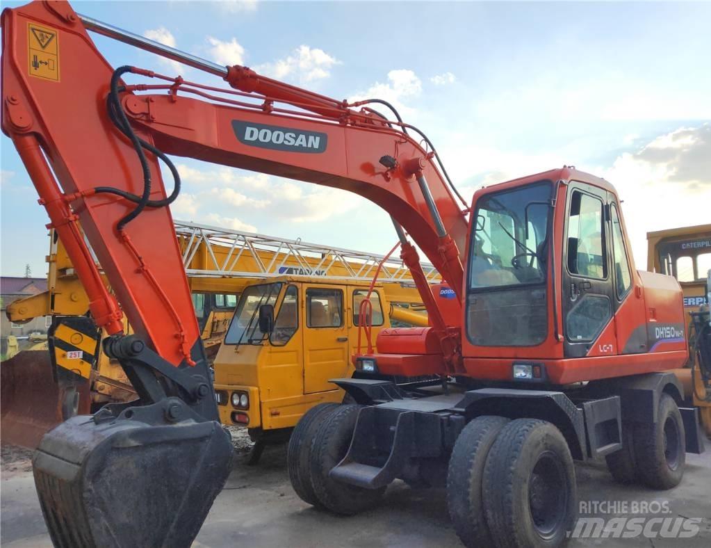 Doosan DH150W  휠 굴삭기
