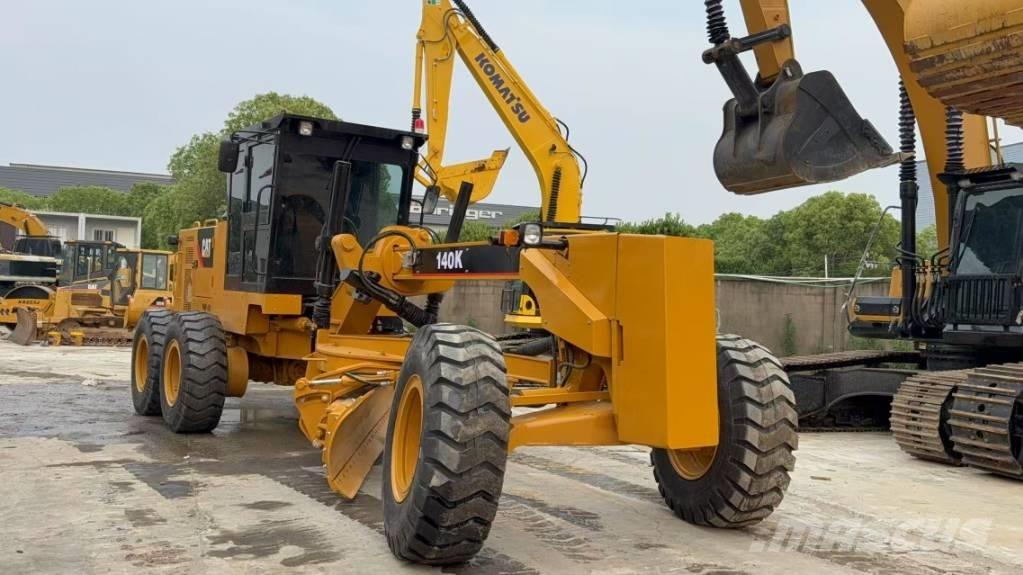 CAT 140 K 그레이더
