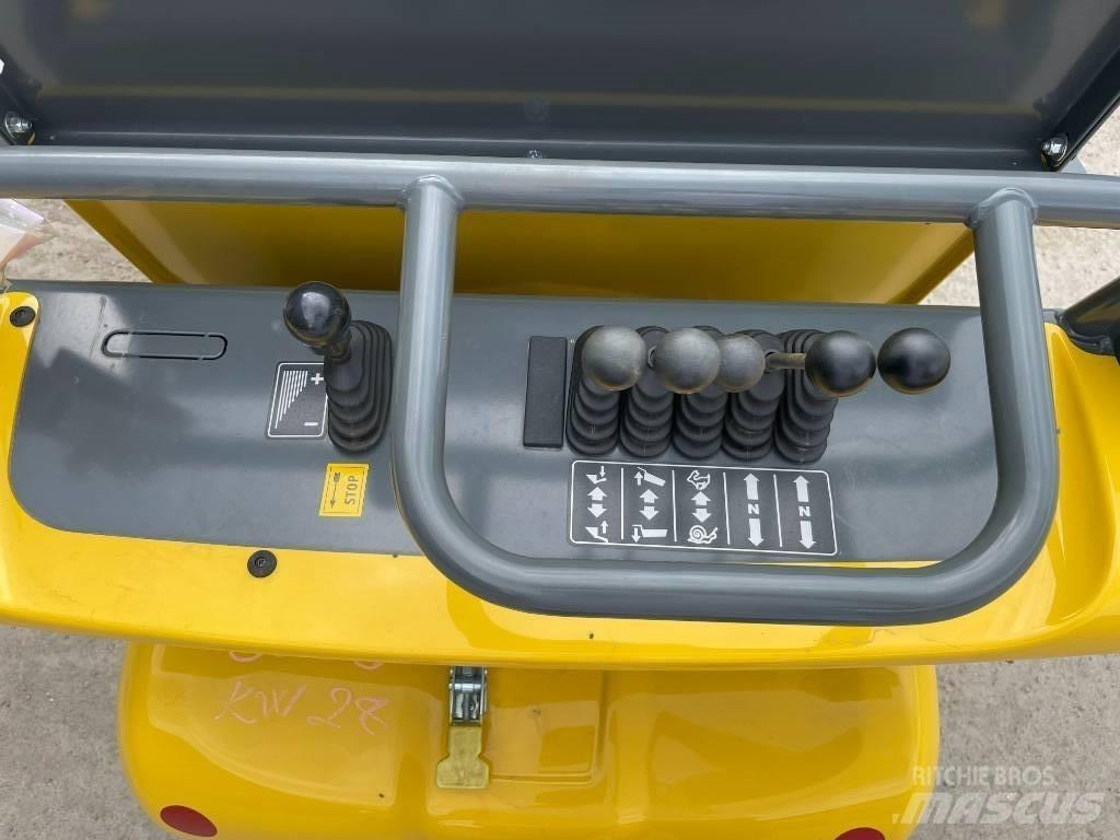 Wacker Neuson DT 08 건설현장 덤프트럭