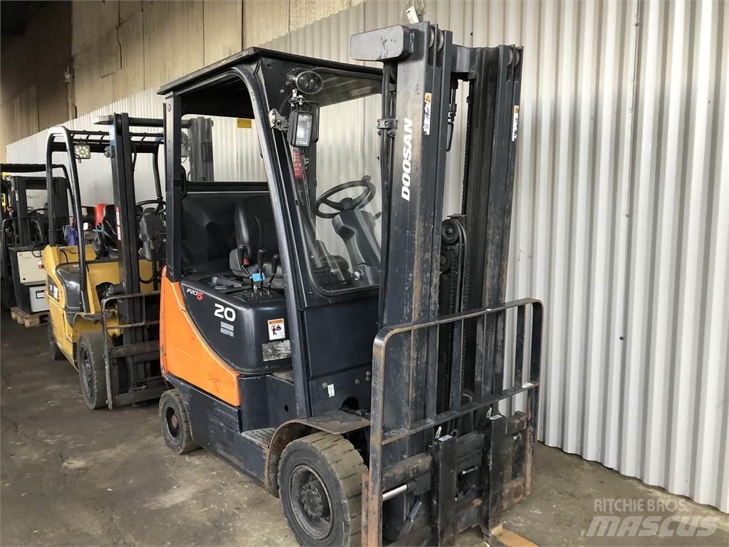 Doosan G20 SC-5 LPG 지게차