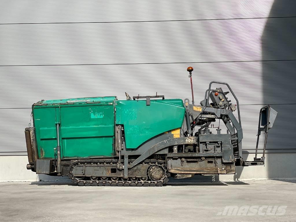 Vögele SUPER 600 아스팔트 포장장비