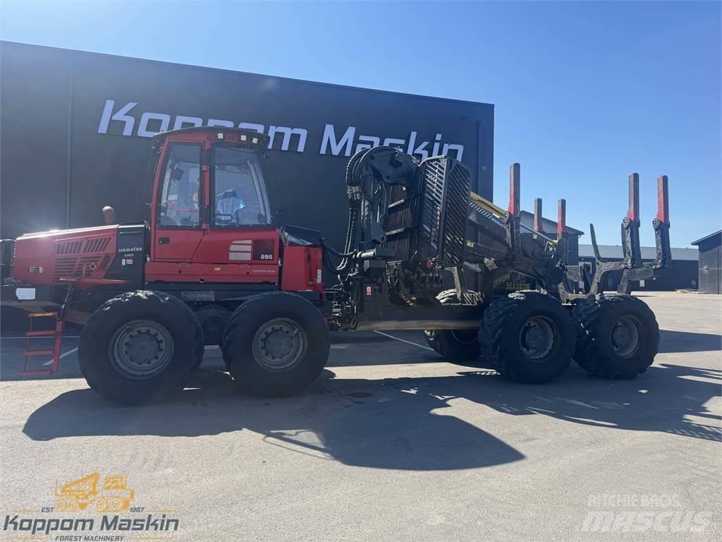 Komatsu 895 원목 포워더