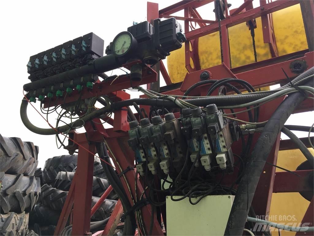 Hardi 3500 견인형 분무기