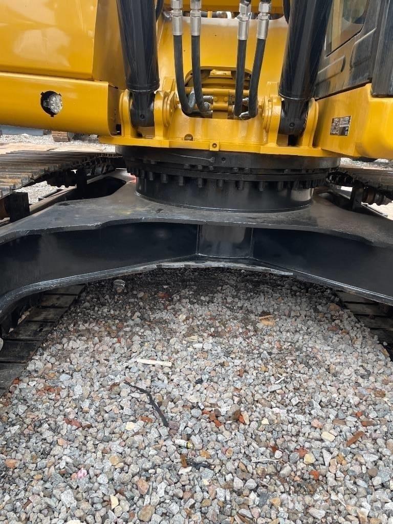 CAT 323GX 중형굴삭기 7톤-28톤