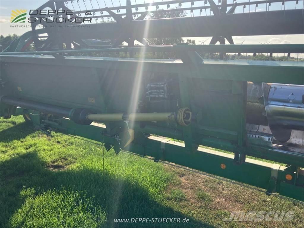 John Deere 630R 하비스터 헤드