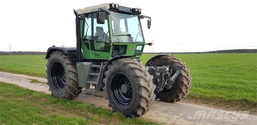 Fendt Xylon 520 트랙터