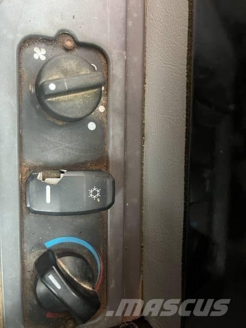 CAT 308 E 2 CR 중형굴삭기 7톤-28톤