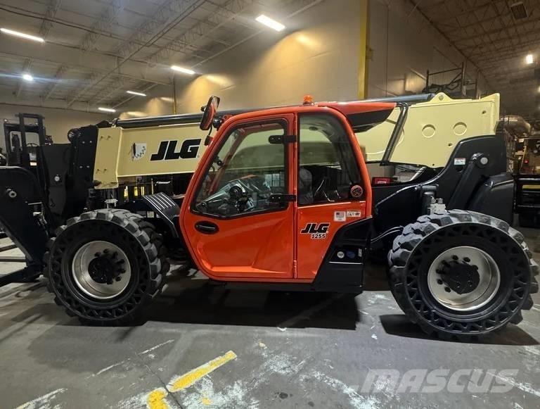 JLG 1255 텔러 핸들러