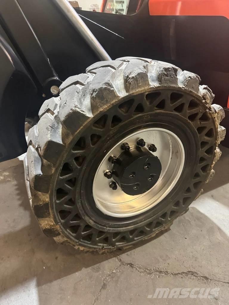 JLG 1255 텔러 핸들러
