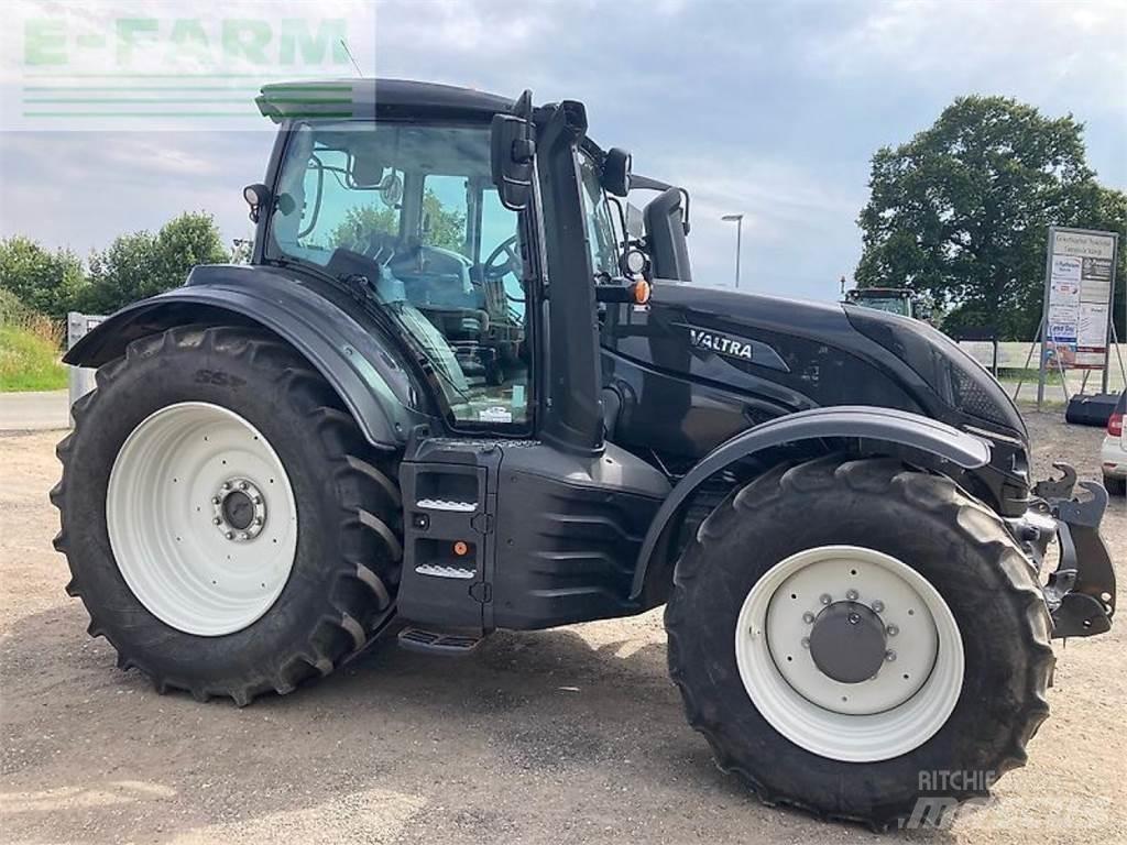 Valtra t254a mr19 트랙터