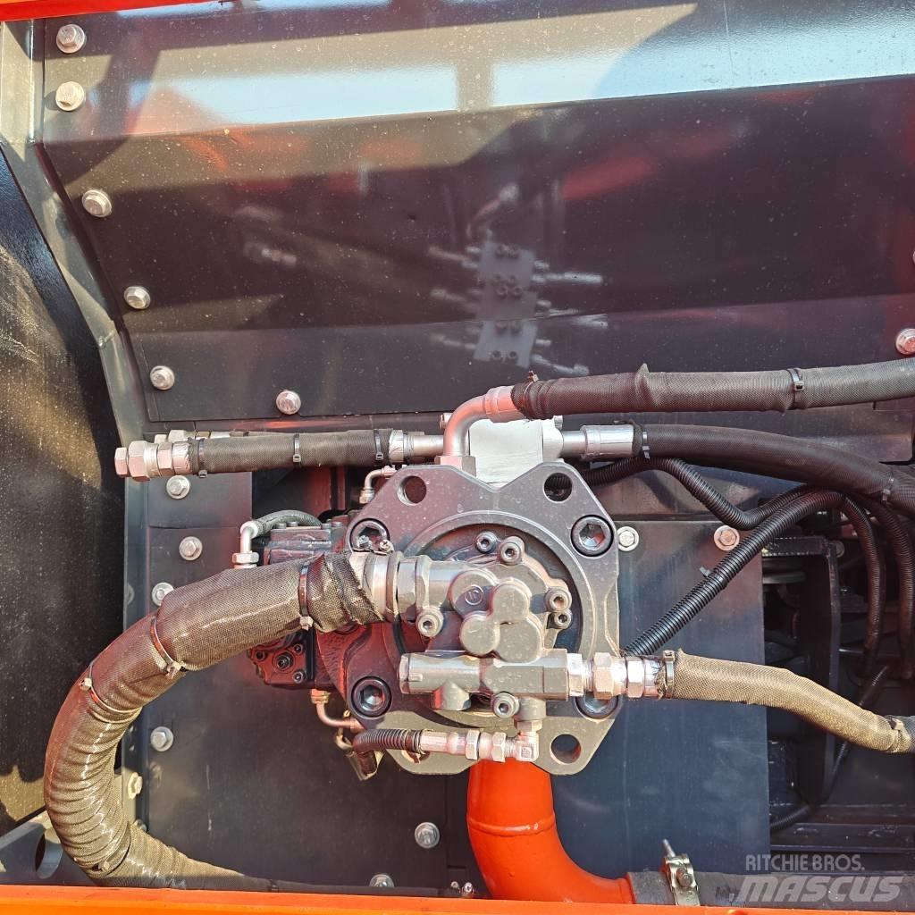 Doosan DX225LC-9C 대형 굴삭기 29톤 이상