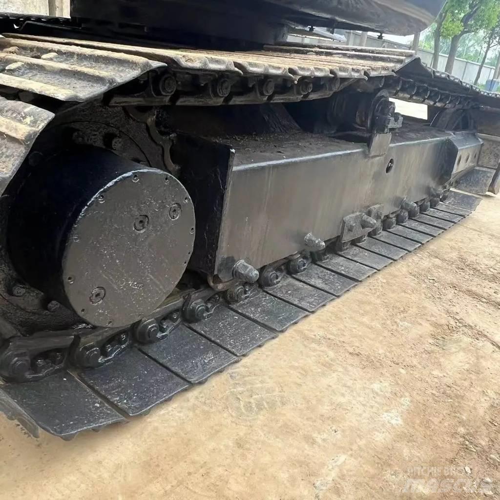 Doosan DX60 대형 굴삭기 29톤 이상