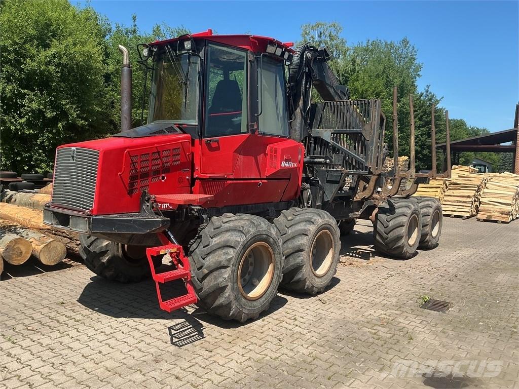 Komatsu 840 TX 원목 포워더