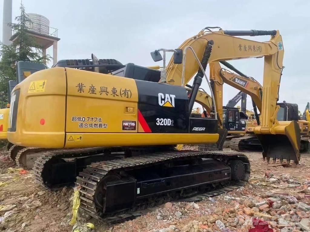 CAT 320d 대형 굴삭기 29톤 이상