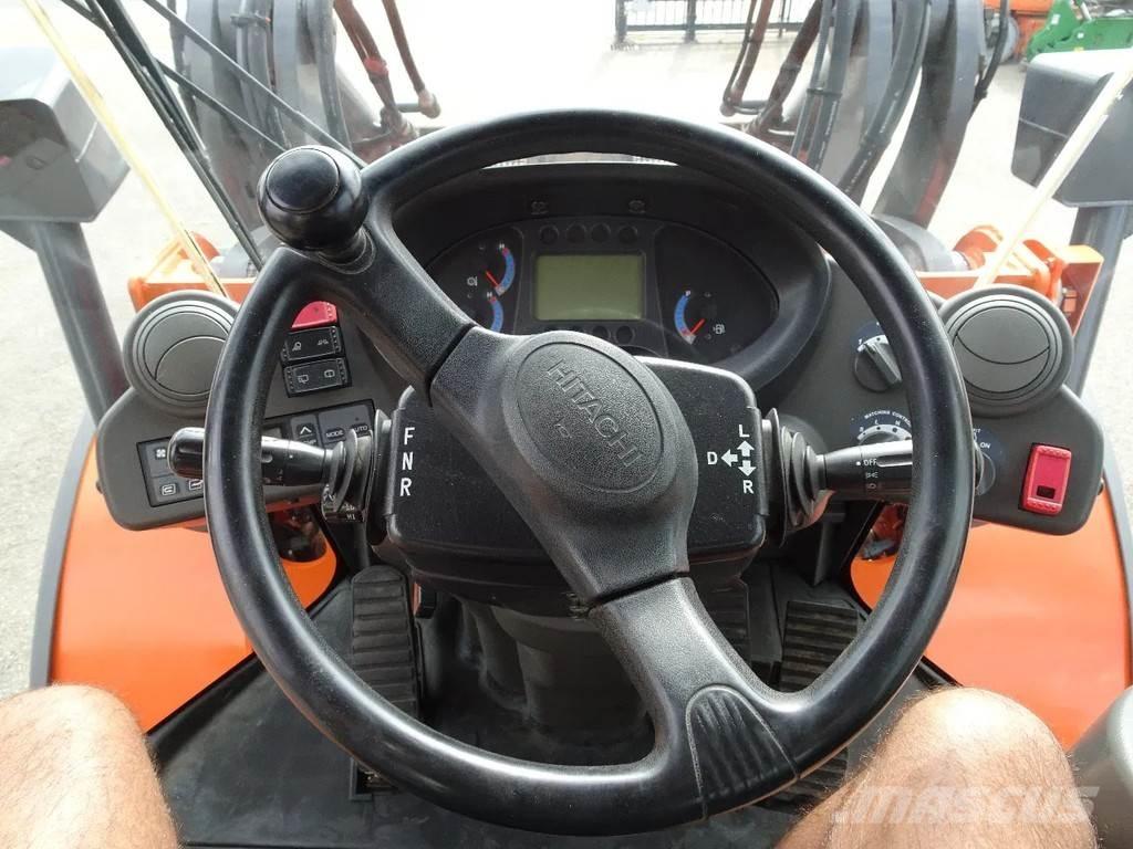Hitachi ZW150  휠로우더
