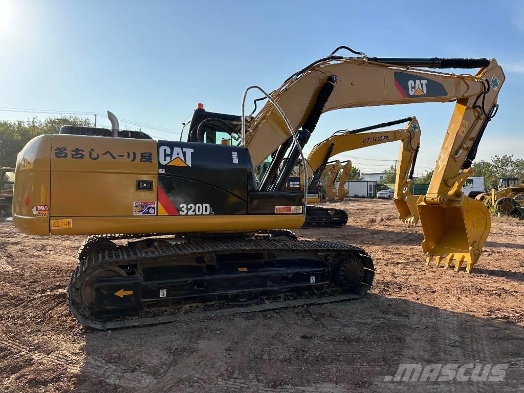 CAT 320D 대형 굴삭기 29톤 이상