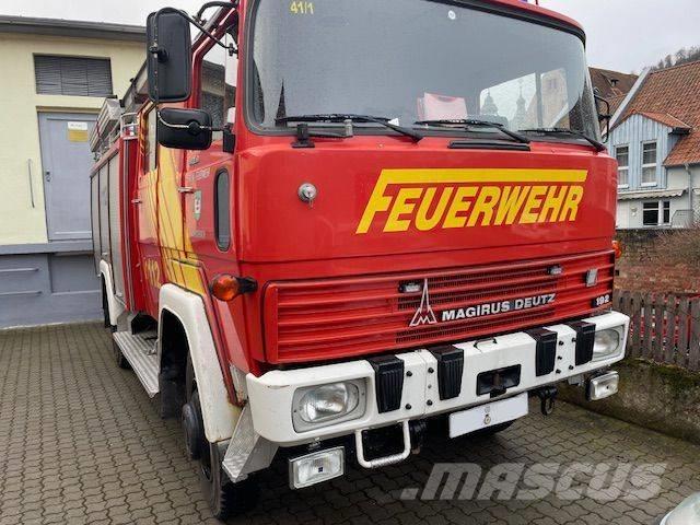 Magirus Deutz FL 16 탑차 트럭