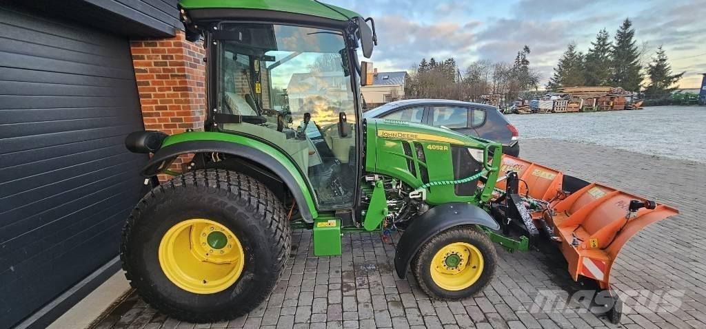 John Deere 4052 R 트랙터