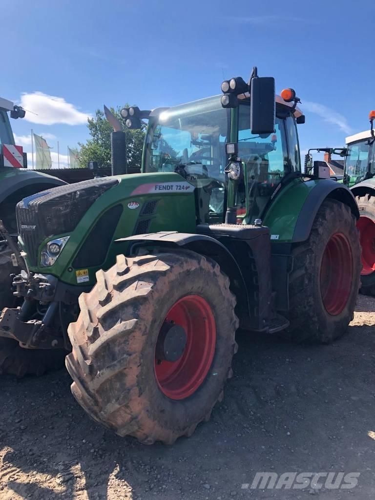 Fendt 724 Vario S4 트랙터
