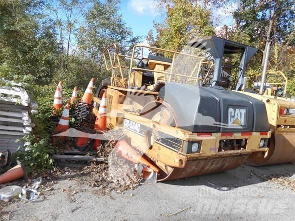 CAT CB-534C 싱글 드럼 롤러