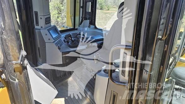 CAT D9T 크롤러 도저