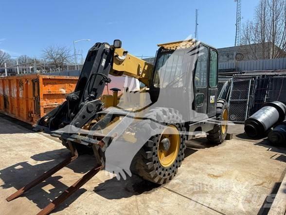 CAT TH82 텔러 핸들러