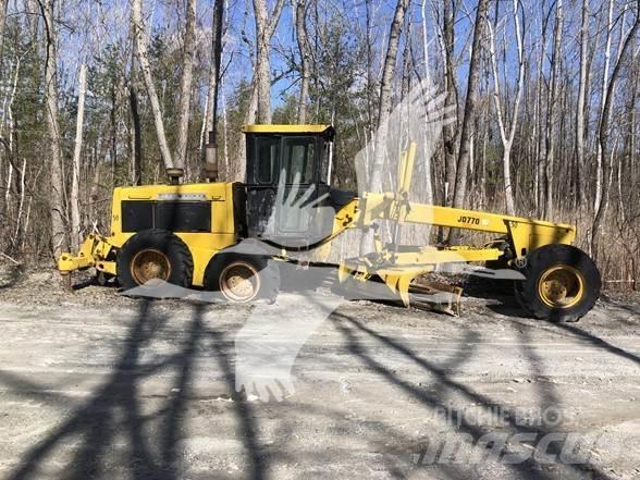 John Deere 770 그레이더