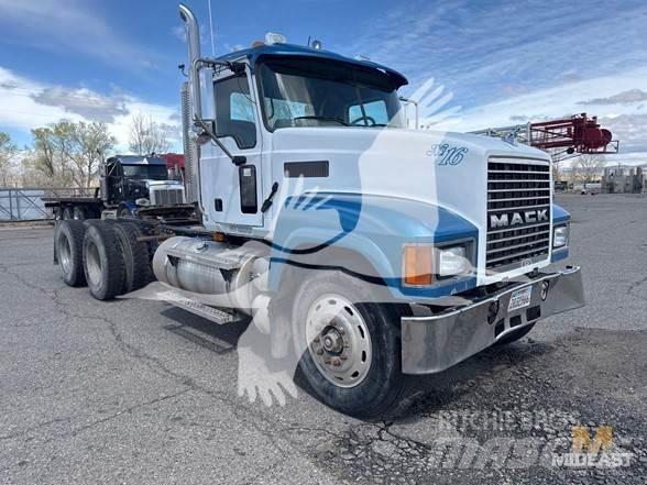Mack CH613 트랙터 유닛