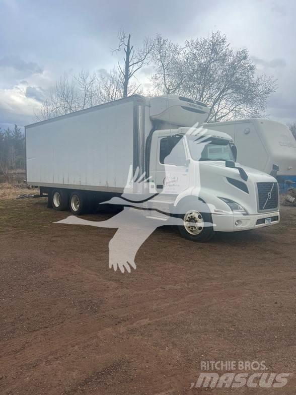 Volvo VNR42300 건설 장비 - 기타