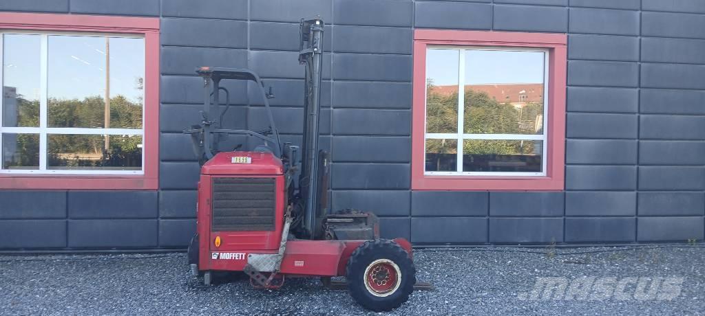 Moffett M5 25.3 NX 디젤 지게차