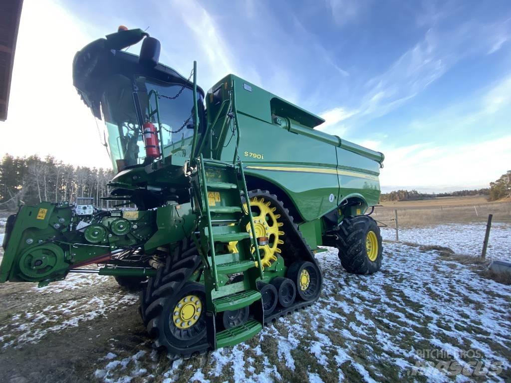 John Deere S790i 콤바인 수확기