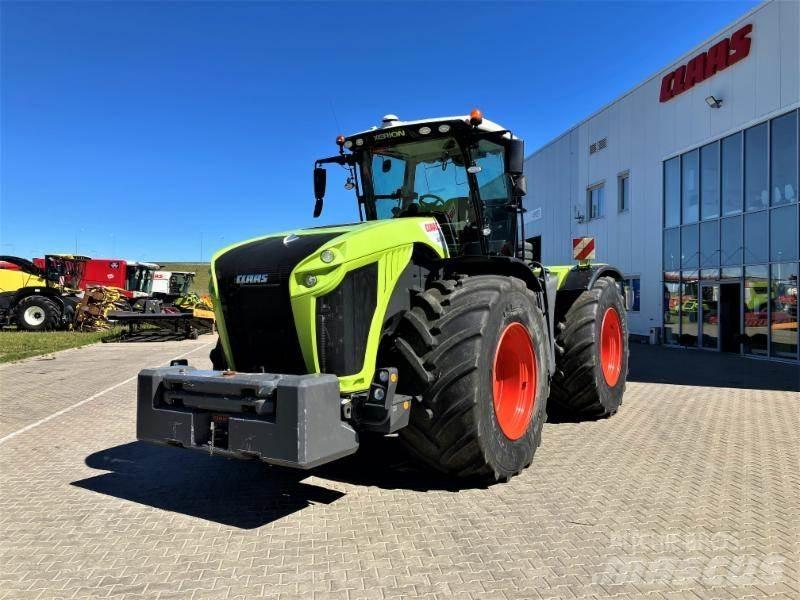 CLAAS XERION 5000 트랙터