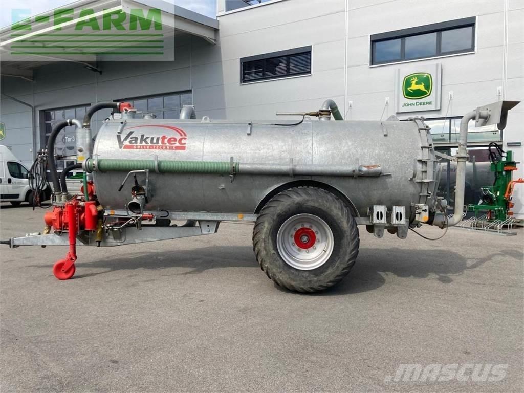  VA-T 8300 퇴비살포기