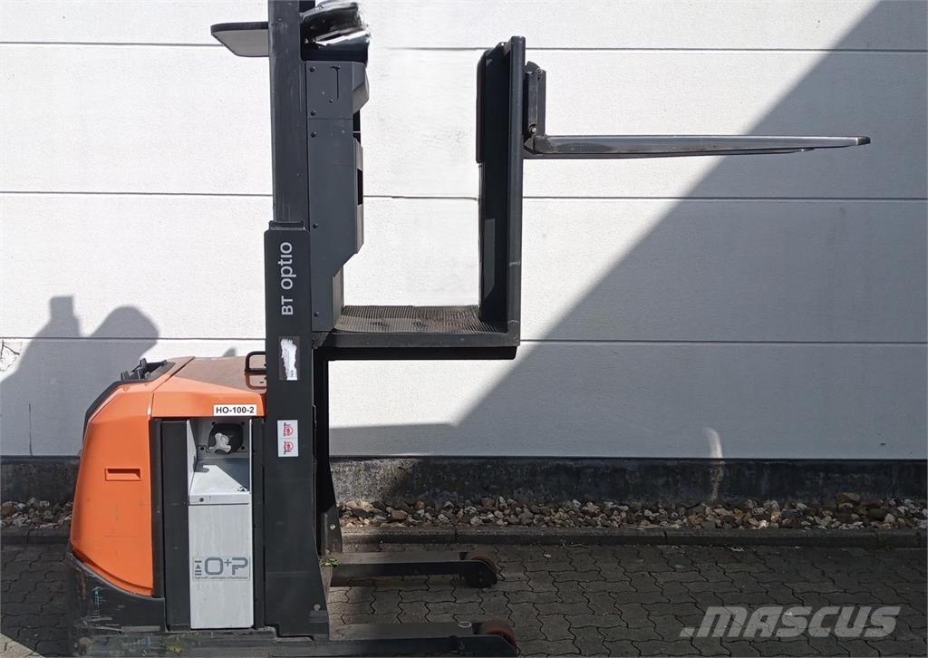 Toyota OSE100 보행식 리치 지게차