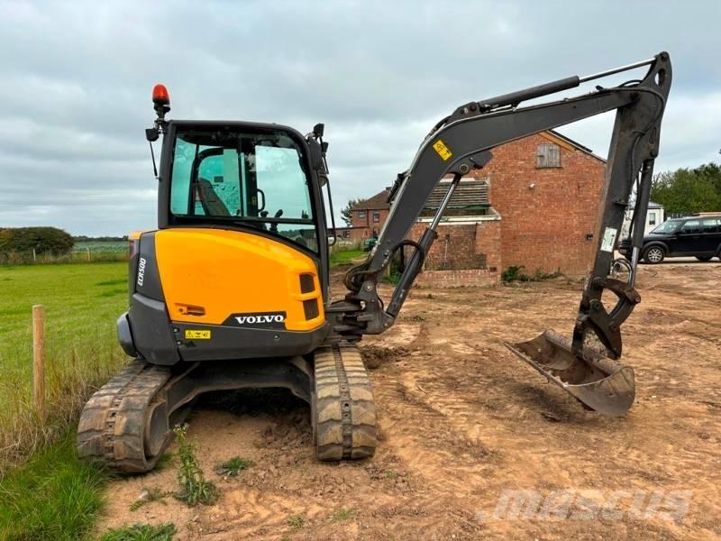 Volvo EC 50 D 소형 굴삭기 7톤 미만