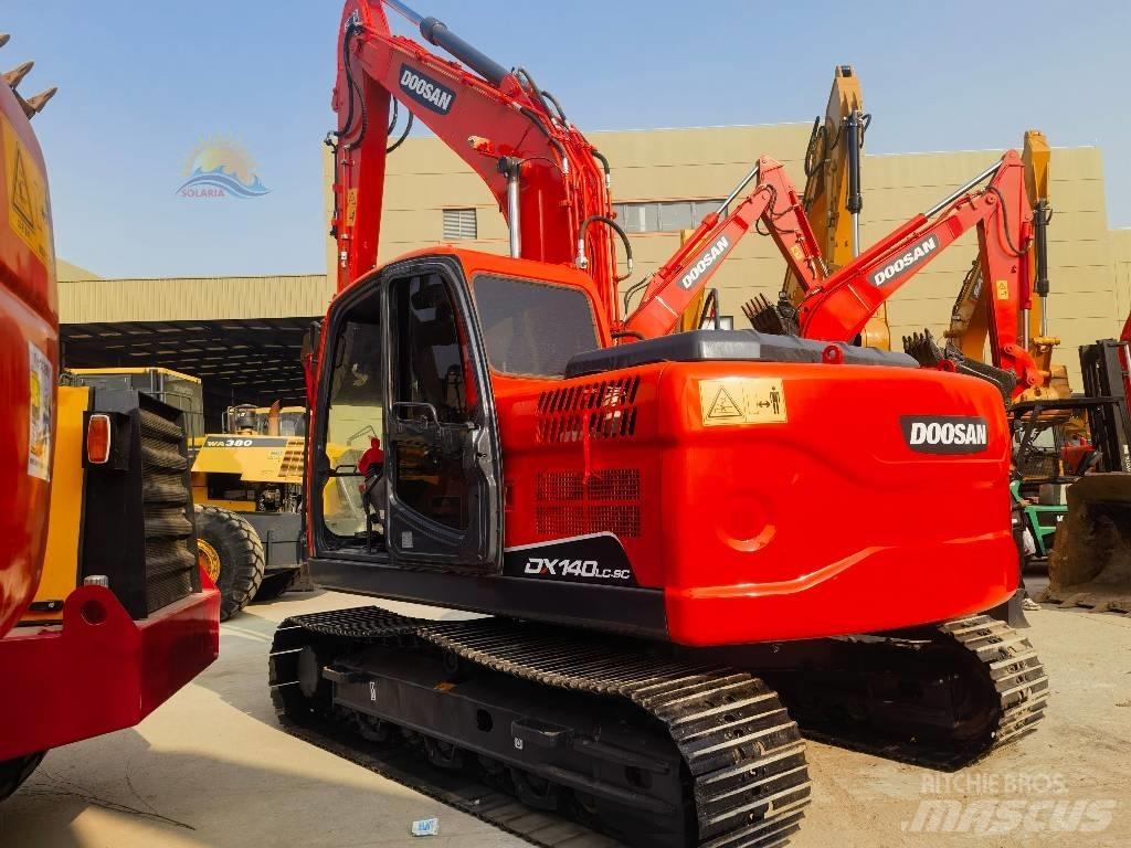 Doosan DX 140 LC 대형 굴삭기 29톤 이상