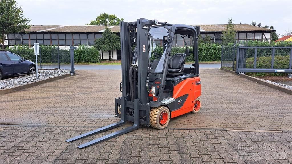 Linde E20PH-02 전동 지게차