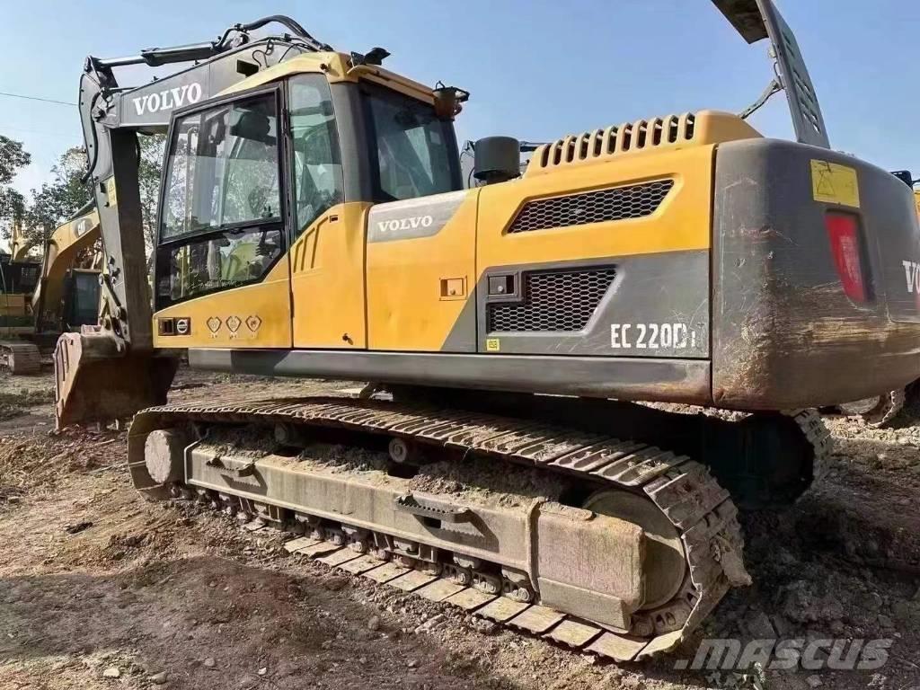 Volvo EC 220 D 대형 굴삭기 29톤 이상