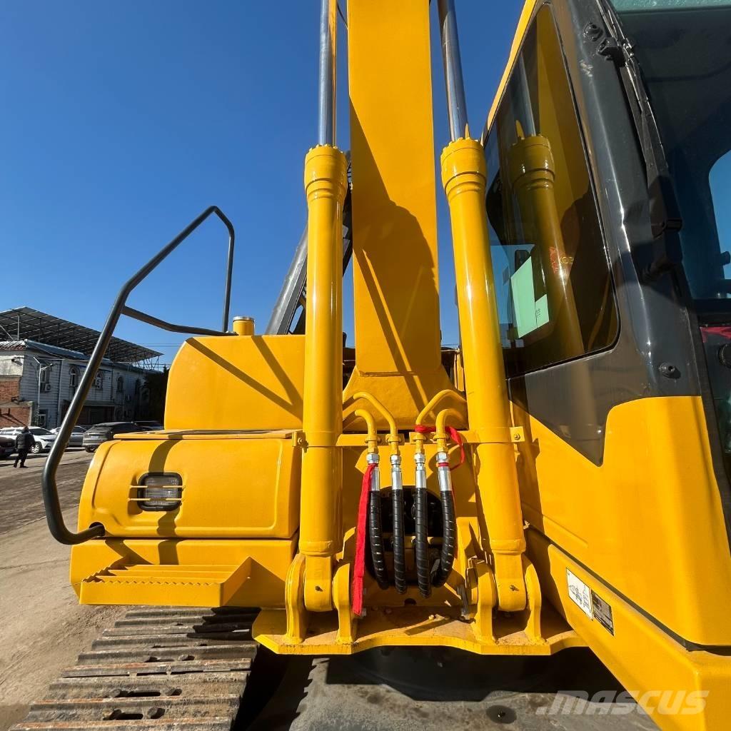 Komatsu PC 160 대형 굴삭기 29톤 이상