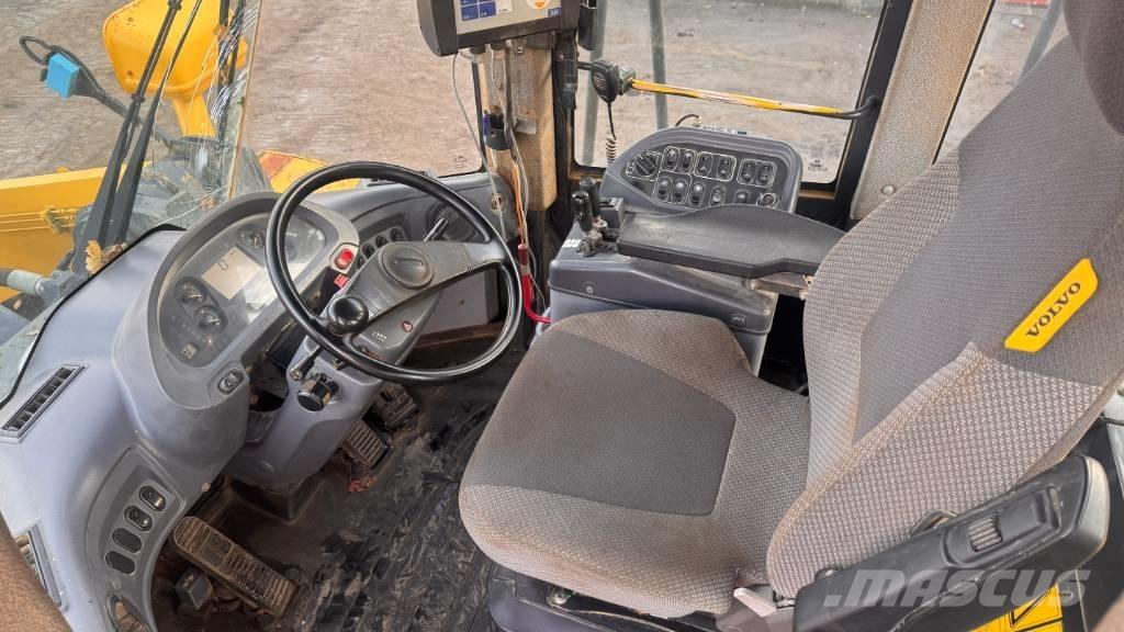 Komatsu WA 500-6  휠로우더