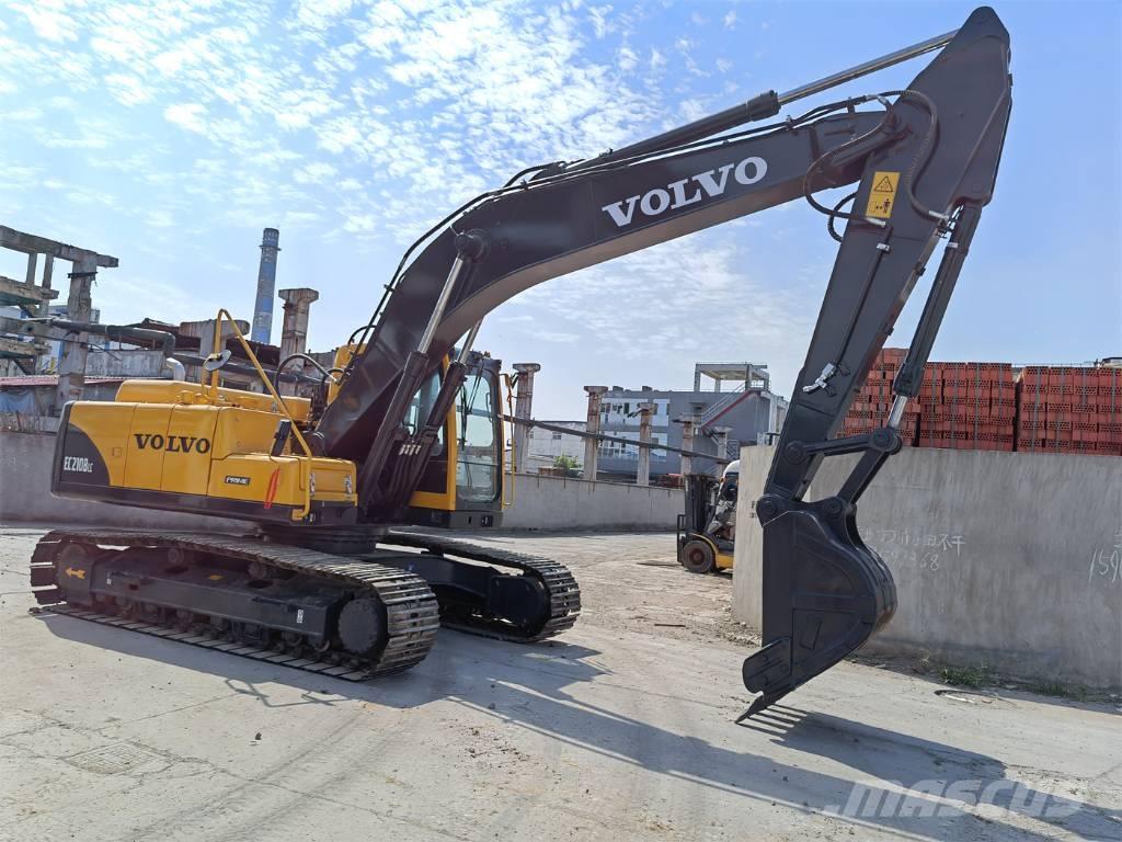 Volvo EC210B 대형 굴삭기 29톤 이상
