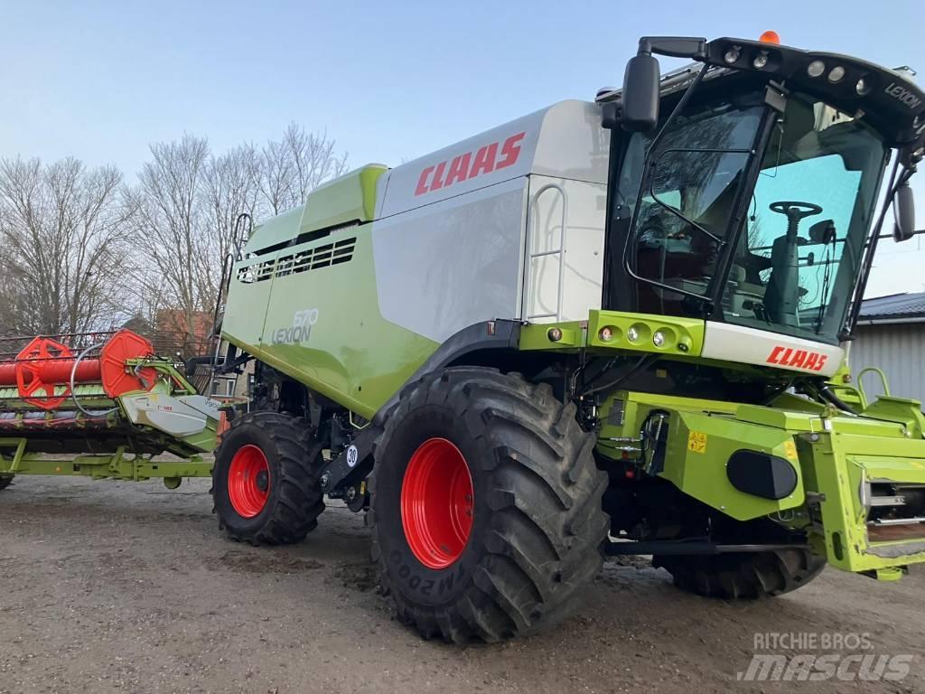 CLAAS Lexion 670 콤바인 수확기