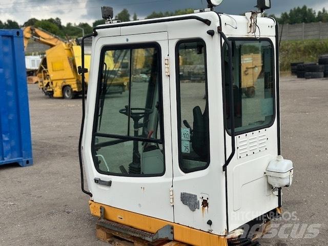Liebherr A 924 B CAB 캐빈 및 인테리어