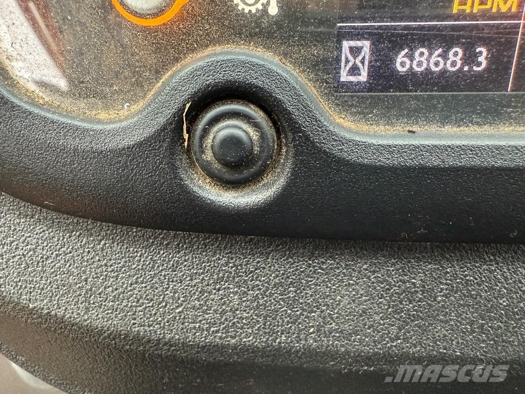 JCB 413 S  휠로우더