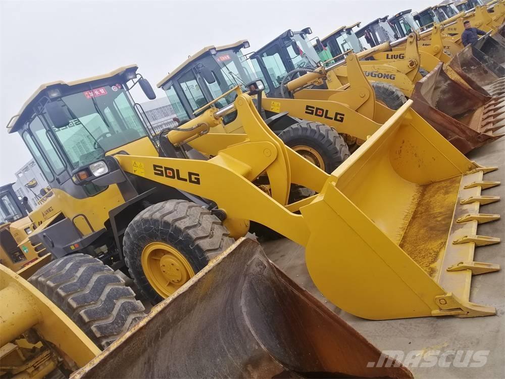 SDLG LG 933 L  휠로우더