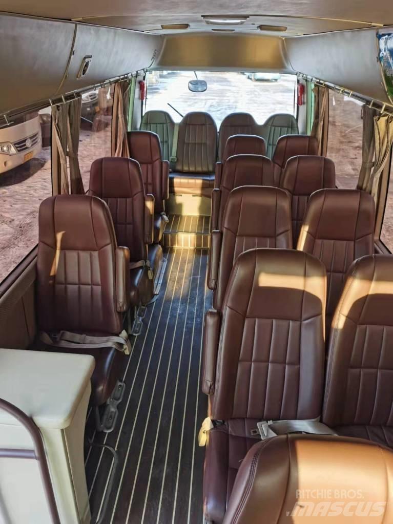 Toyota Coaster Bus 미니 버스