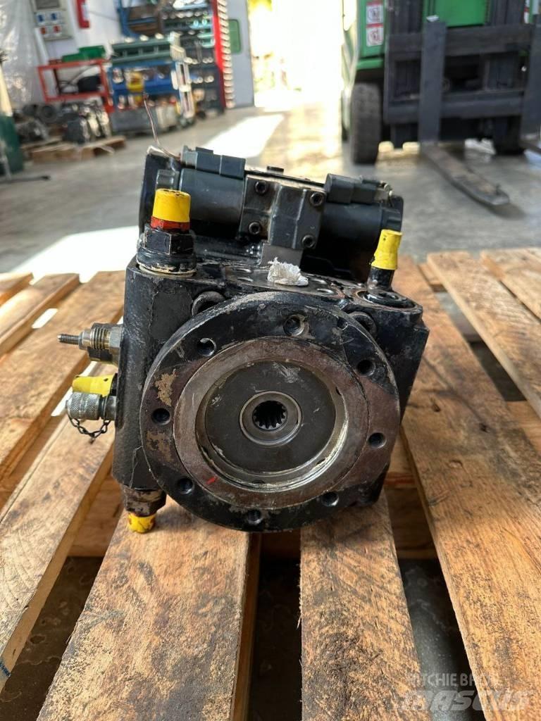 CAT 320 D 유압식 기계