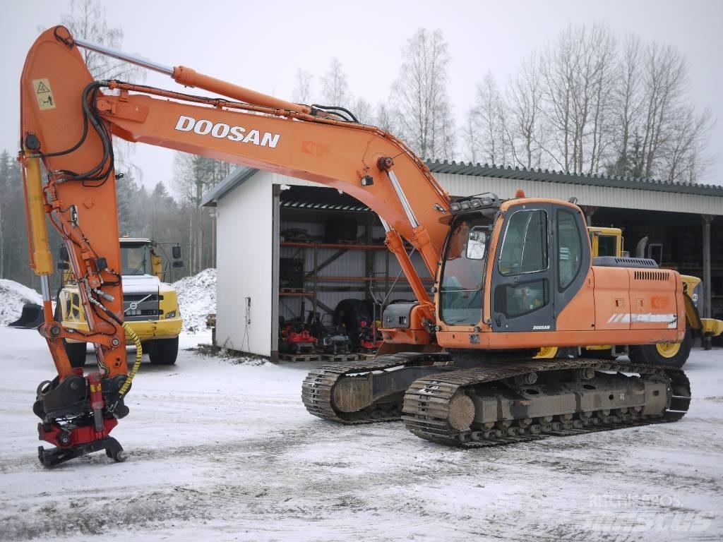 Doosan DX 225 LC 대형 굴삭기 29톤 이상