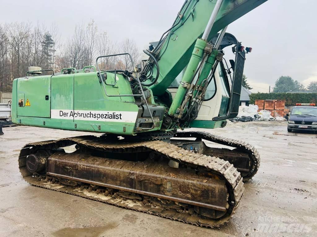 Liebherr 934 대형 굴삭기 29톤 이상